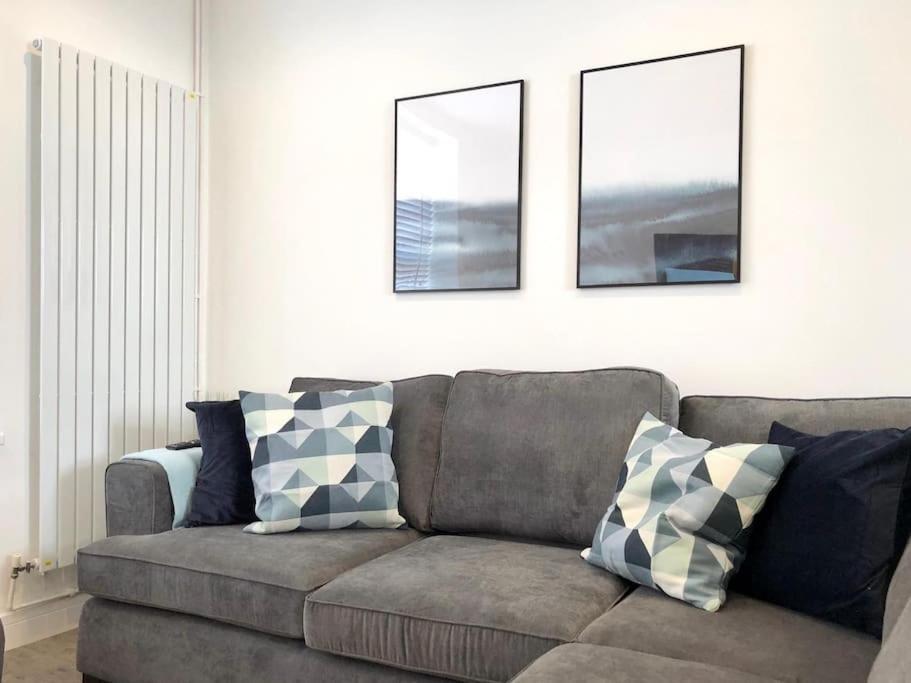 Rhondda Valleys With Breathtaking Riverside Views Llwynypia Luaran gambar
